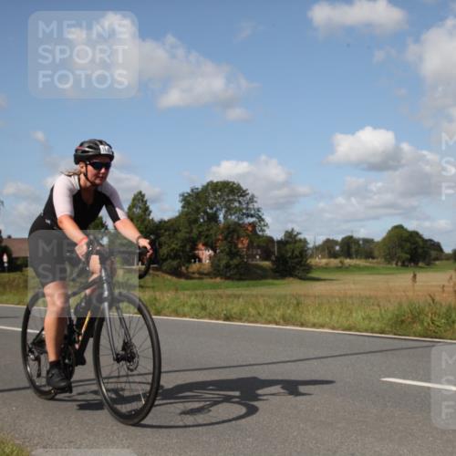 25.08.2024 - Elbe Triathlon Hamburg Fuchs,  Jonas http://msf.ph/oto/6826398 25.08.2024 11:04:22 Radfahren 1437, 1640, 1667, 1601 meine-sportfotos.de