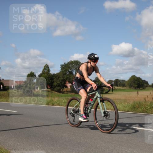 25.08.2024 - Elbe Triathlon Hamburg Fuchs,  Jonas http://msf.ph/oto/6826401 25.08.2024 11:04:21 Radfahren 1437, 1640, 1667, 1601 meine-sportfotos.de