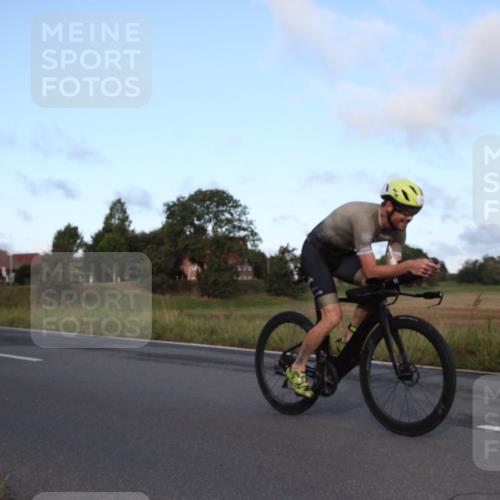 25.08.2024 - Elbe Triathlon Hamburg Fuchs,  Jonas http://msf.ph/oto/6826407 25.08.2024 08:51:22 Radfahren 106 meine-sportfotos.de
