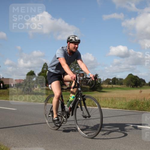 25.08.2024 - Elbe Triathlon Hamburg Fuchs,  Jonas http://msf.ph/oto/6826435 25.08.2024 11:03:50 Radfahren 787, 1683, 1441 meine-sportfotos.de