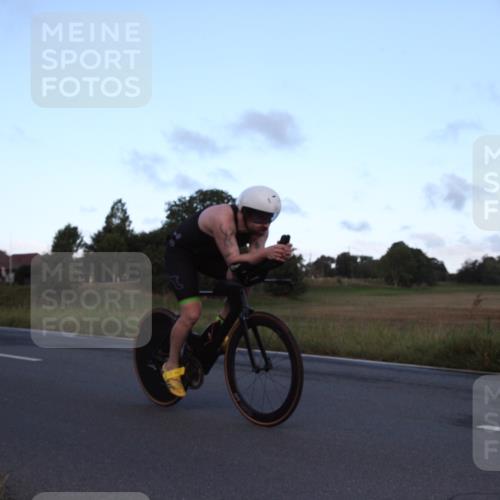 25.08.2024 - Elbe Triathlon Hamburg Fuchs,  Jonas http://msf.ph/oto/6826455 25.08.2024 08:53:16 Radfahren 139, 38, 37, 172, 167 meine-sportfotos.de