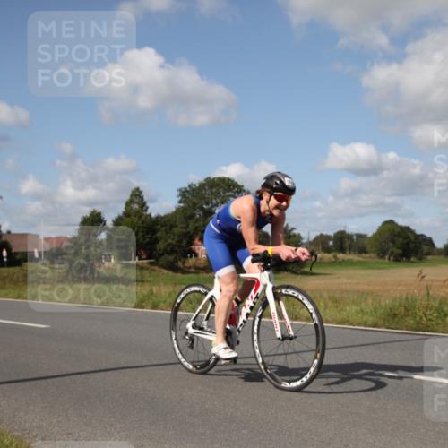 25.08.2024 - Elbe Triathlon Hamburg Fuchs,  Jonas http://msf.ph/oto/6826460 25.08.2024 11:03:29 Radfahren 1698, 1626, 1619, 1608 meine-sportfotos.de