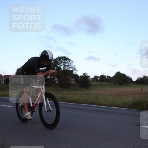 25.08.2024 - Elbe Triathlon Hamburg Fuchs,  Jonas http://msf.ph/oto/6826501 25.08.2024 08:53:58 Radfahren 169, 197, 188 meine-sportfotos.de