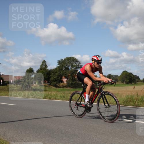 25.08.2024 - Elbe Triathlon Hamburg Fuchs,  Jonas http://msf.ph/oto/6826534 25.08.2024 11:02:41 Radfahren 1704, 1605, 1628, 1675 meine-sportfotos.de