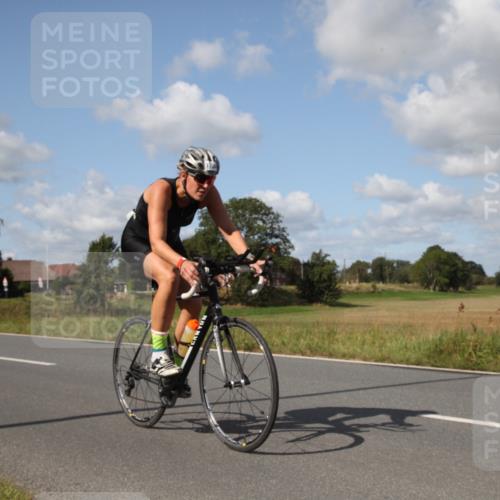 25.08.2024 - Elbe Triathlon Hamburg Fuchs,  Jonas http://msf.ph/oto/6826537 25.08.2024 11:02:37 Radfahren 1647, 1686, 1638, 1704, 1605 meine-sportfotos.de