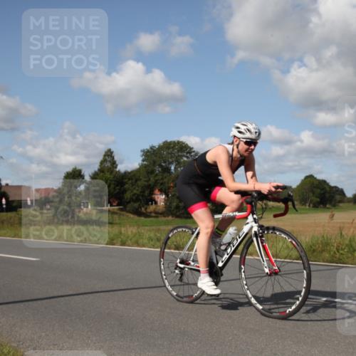 25.08.2024 - Elbe Triathlon Hamburg Fuchs,  Jonas http://msf.ph/oto/6826551 25.08.2024 11:02:32 Radfahren 1647, 1686, 1638, 1704 meine-sportfotos.de