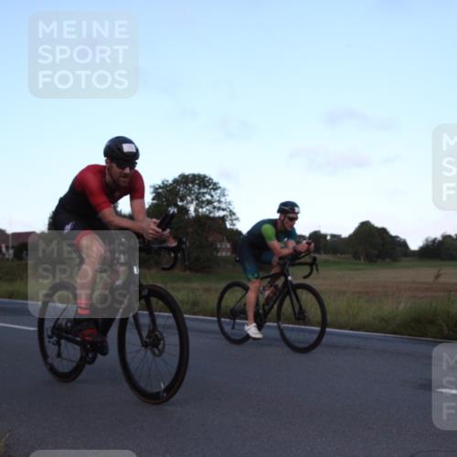 25.08.2024 - Elbe Triathlon Hamburg Fuchs,  Jonas http://msf.ph/oto/6826553 25.08.2024 08:55:04 Radfahren 91, 42, 75, 56, 48, 184 meine-sportfotos.de