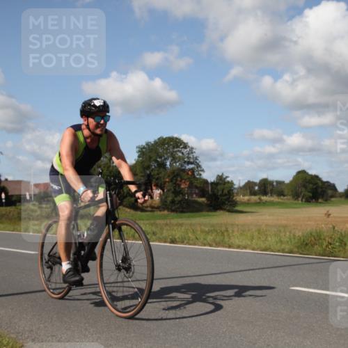 25.08.2024 - Elbe Triathlon Hamburg Fuchs,  Jonas http://msf.ph/oto/6826586 25.08.2024 11:01:58 Radfahren 782, 1646, 785, 1696 meine-sportfotos.de
