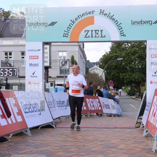 25.08.2024 - 20. Blankeneser Heldenlauf Strokosch-Dieckow http://msf.ph/oto/6826606 25.08.2024 09:54:30 Ziel 116, 229, 230 meine-sportfotos.de
