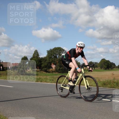 25.08.2024 - Elbe Triathlon Hamburg Fuchs,  Jonas http://msf.ph/oto/6826625 25.08.2024 11:01:28 Radfahren 1452, 1455, 1694, 1448, 1534, 1467, 1702, 1701 meine-sportfotos.de