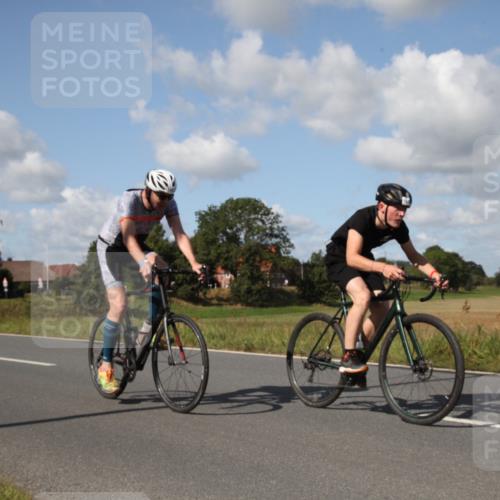25.08.2024 - Elbe Triathlon Hamburg Fuchs,  Jonas http://msf.ph/oto/6826697 25.08.2024 11:00:47 Radfahren 750, 1610, 1463 meine-sportfotos.de