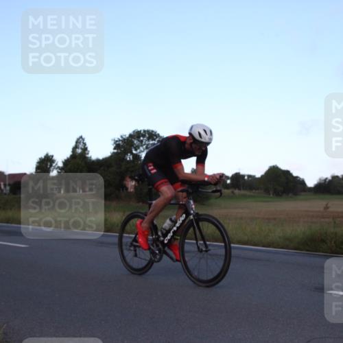 25.08.2024 - Elbe Triathlon Hamburg Fuchs,  Jonas http://msf.ph/oto/6826705 25.08.2024 08:57:39 Radfahren 58, 97, 185, 126, 147 meine-sportfotos.de