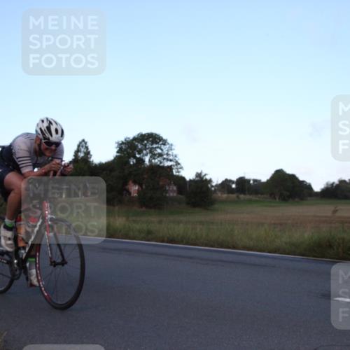 25.08.2024 - Elbe Triathlon Hamburg Fuchs,  Jonas http://msf.ph/oto/6826711 25.08.2024 08:57:46 Radfahren 126, 147 meine-sportfotos.de