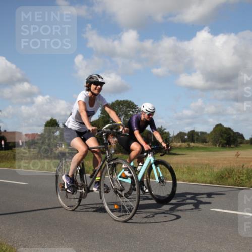 25.08.2024 - Elbe Triathlon Hamburg Fuchs,  Jonas http://msf.ph/oto/6826714 25.08.2024 11:00:16 Radfahren 1630, 1511, 1690, 1557, 1484 meine-sportfotos.de