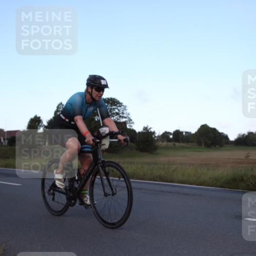25.08.2024 - Elbe Triathlon Hamburg Fuchs,  Jonas http://msf.ph/oto/6826715 25.08.2024 08:57:55 Radfahren 136, 125, 146, 83 meine-sportfotos.de