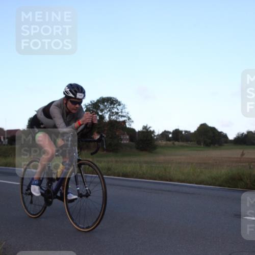 25.08.2024 - Elbe Triathlon Hamburg Fuchs,  Jonas http://msf.ph/oto/6826732 25.08.2024 08:58:06 Radfahren 113, 137 meine-sportfotos.de