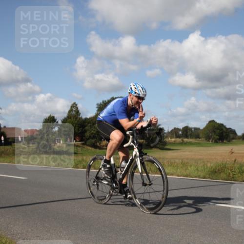 25.08.2024 - Elbe Triathlon Hamburg Fuchs,  Jonas http://msf.ph/oto/6826735 25.08.2024 10:59:58 Radfahren 1536, 1410, 1719 meine-sportfotos.de