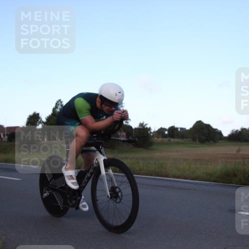 25.08.2024 - Elbe Triathlon Hamburg Fuchs,  Jonas http://msf.ph/oto/6826747 25.08.2024 08:58:30 Radfahren 43, 69 meine-sportfotos.de