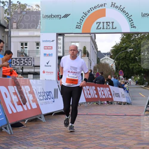 25.08.2024 - 20. Blankeneser Heldenlauf Strokosch-Dieckow http://msf.ph/oto/6826750 25.08.2024 09:54:31 Ziel 116, 230 meine-sportfotos.de