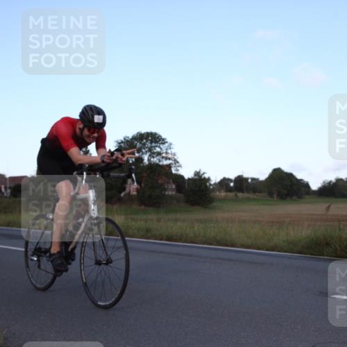 25.08.2024 - Elbe Triathlon Hamburg Fuchs,  Jonas http://msf.ph/oto/6826790 25.08.2024 08:59:56 Radfahren 133, 90 meine-sportfotos.de
