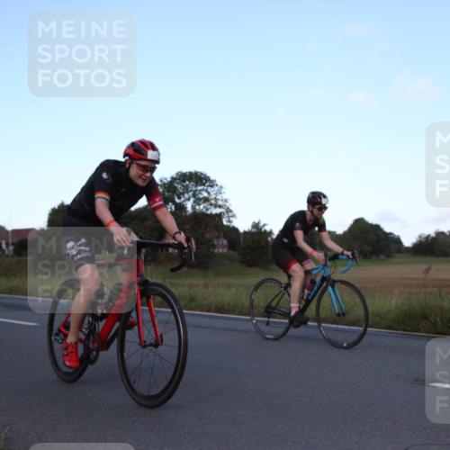 25.08.2024 - Elbe Triathlon Hamburg Fuchs,  Jonas http://msf.ph/oto/6826792 25.08.2024 09:00:04 Radfahren 177 meine-sportfotos.de