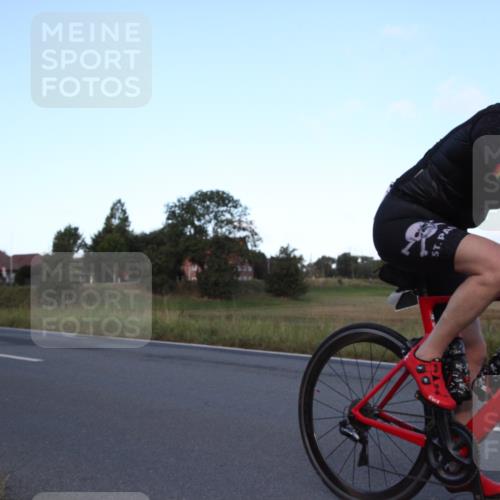 25.08.2024 - Elbe Triathlon Hamburg Fuchs,  Jonas http://msf.ph/oto/6826796 25.08.2024 09:00:04 Radfahren 177 meine-sportfotos.de