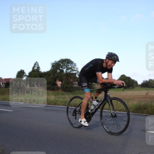 25.08.2024 - Elbe Triathlon Hamburg Fuchs,  Jonas http://msf.ph/oto/6826819 25.08.2024 09:00:36 Radfahren 163, 118, 63 meine-sportfotos.de