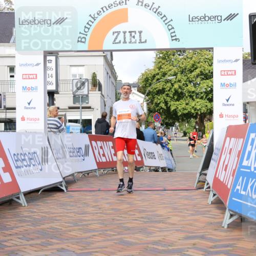 25.08.2024 - 20. Blankeneser Heldenlauf Strokosch-Dieckow http://msf.ph/oto/6826860 25.08.2024 09:55:23 Ziel 107 meine-sportfotos.de