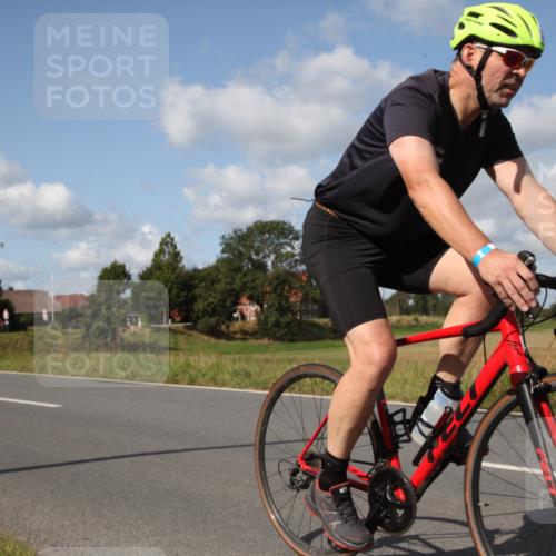 25.08.2024 - Elbe Triathlon Hamburg Fuchs,  Jonas http://msf.ph/oto/6826879 25.08.2024 10:57:25 Radfahren 1449, 1431, 714, 1712 meine-sportfotos.de