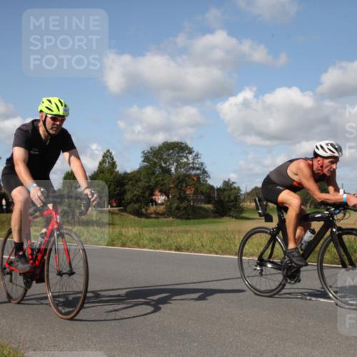 25.08.2024 - Elbe Triathlon Hamburg Fuchs,  Jonas http://msf.ph/oto/6826884 25.08.2024 10:57:25 Radfahren 1449, 1431, 714, 1712 meine-sportfotos.de