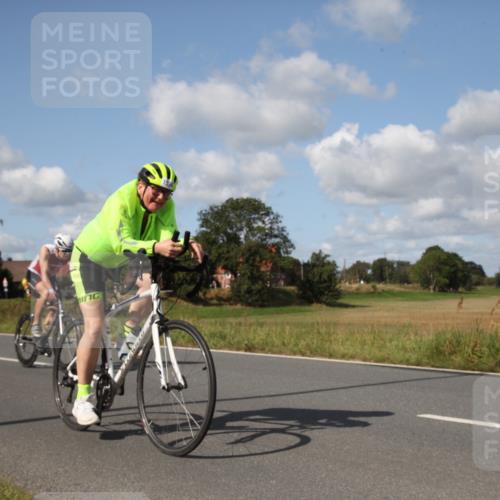 25.08.2024 - Elbe Triathlon Hamburg Fuchs,  Jonas http://msf.ph/oto/6826895 25.08.2024 10:57:17 Radfahren 687, 1462, 773, 1594 meine-sportfotos.de