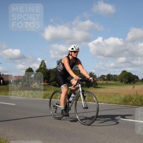 25.08.2024 - Elbe Triathlon Hamburg Fuchs,  Jonas http://msf.ph/oto/6826936 25.08.2024 10:57:00 Radfahren 712, 1524, 1580, 1424 meine-sportfotos.de