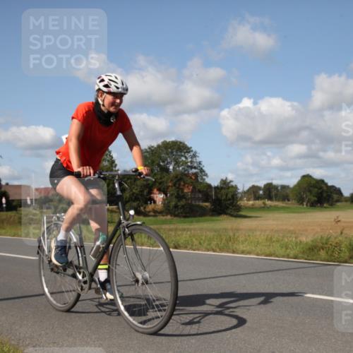 25.08.2024 - Elbe Triathlon Hamburg Fuchs,  Jonas http://msf.ph/oto/6826969 25.08.2024 10:56:35 Radfahren 1485, 460, 1513, 772 meine-sportfotos.de