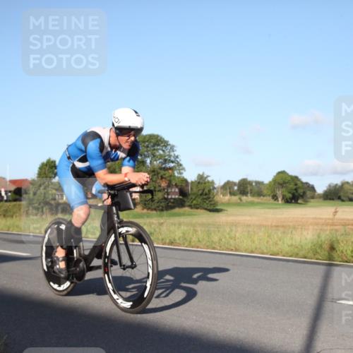 25.08.2024 - Elbe Triathlon Hamburg Fuchs,  Jonas http://msf.ph/oto/6826970 25.08.2024 09:06:04 Radfahren 50, 176 meine-sportfotos.de