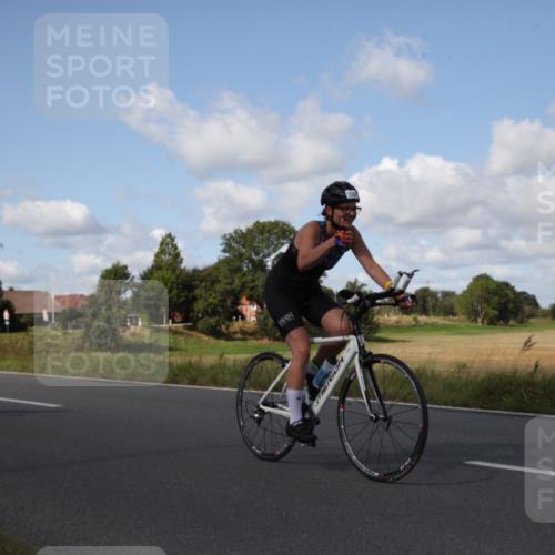 25.08.2024 - Elbe Triathlon Hamburg Fuchs,  Jonas http://msf.ph/oto/6826976 25.08.2024 10:56:27 Radfahren 1713, 1715, 1417, 1538, 1422, 1552, 1527 meine-sportfotos.de