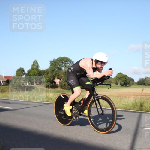 25.08.2024 - Elbe Triathlon Hamburg Fuchs,  Jonas http://msf.ph/oto/6826977 25.08.2024 09:06:30 Radfahren 38, 40 meine-sportfotos.de