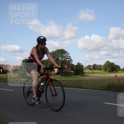 25.08.2024 - Elbe Triathlon Hamburg Fuchs,  Jonas http://msf.ph/oto/6827002 25.08.2024 10:56:20 Radfahren 1491, 1543, 1713, 1715, 1417, 1538, 1422, 1552 meine-sportfotos.de