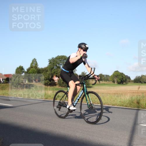 25.08.2024 - Elbe Triathlon Hamburg Fuchs,  Jonas http://msf.ph/oto/6827033 25.08.2024 09:07:27 Radfahren 308, 203, 100, 298, 159 meine-sportfotos.de
