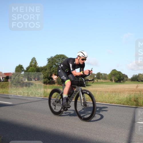 25.08.2024 - Elbe Triathlon Hamburg Fuchs,  Jonas http://msf.ph/oto/6827056 25.08.2024 09:07:46 Radfahren 37, 39, 89, 188, 197, 81 meine-sportfotos.de
