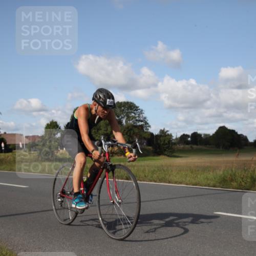 25.08.2024 - Elbe Triathlon Hamburg Fuchs,  Jonas http://msf.ph/oto/6827063 25.08.2024 10:55:19 Radfahren 1506, 1512, 1617 meine-sportfotos.de