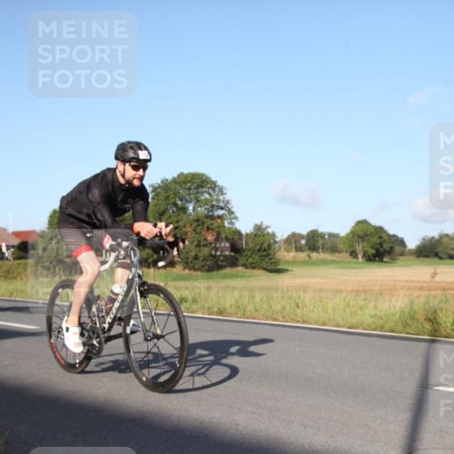 25.08.2024 - Elbe Triathlon Hamburg Fuchs,  Jonas http://msf.ph/oto/6827090 25.08.2024 09:08:04 Radfahren 169, 180, 311, 34, 167 meine-sportfotos.de