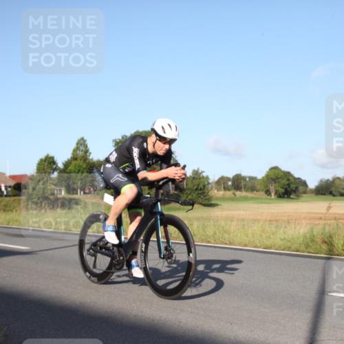 25.08.2024 - Elbe Triathlon Hamburg Fuchs,  Jonas http://msf.ph/oto/6827099 25.08.2024 09:08:07 Radfahren 169, 180, 311, 34, 167, 274 meine-sportfotos.de