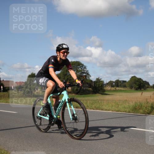 25.08.2024 - Elbe Triathlon Hamburg Fuchs,  Jonas http://msf.ph/oto/6827150 25.08.2024 10:54:26 Radfahren 795, 1596, 1609, 1529, 1574, 1539 meine-sportfotos.de