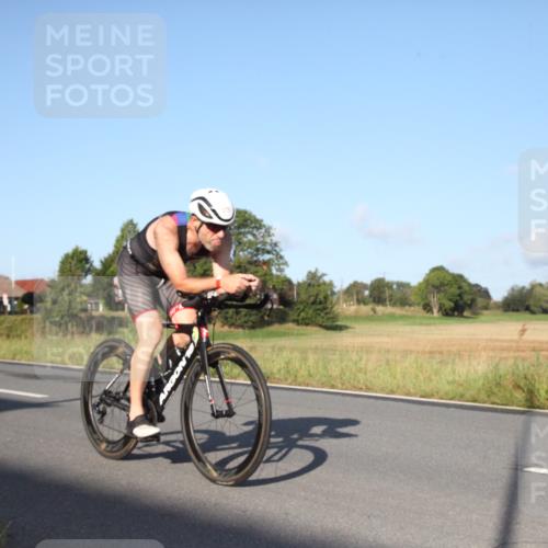 25.08.2024 - Elbe Triathlon Hamburg Fuchs,  Jonas http://msf.ph/oto/6827162 25.08.2024 09:08:51 Radfahren 211, 205, 266, 179, 208, 110, 283 meine-sportfotos.de