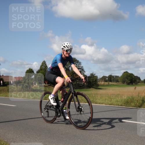25.08.2024 - Elbe Triathlon Hamburg Fuchs,  Jonas http://msf.ph/oto/6827193 25.08.2024 10:54:07 Radfahren 1433, 734, 1521, 700, 760, 799 meine-sportfotos.de