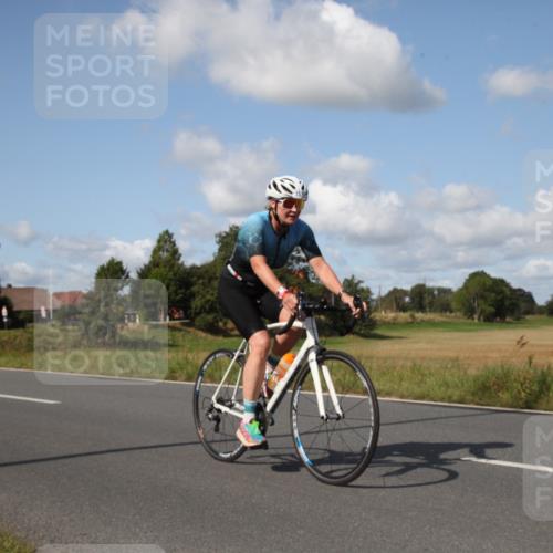 25.08.2024 - Elbe Triathlon Hamburg Fuchs,  Jonas http://msf.ph/oto/6827280 25.08.2024 10:53:27 Radfahren 1554, 1572, 1579, 1475, 1573, 1544, 1591 meine-sportfotos.de