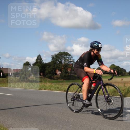 25.08.2024 - Elbe Triathlon Hamburg Fuchs,  Jonas http://msf.ph/oto/6827304 25.08.2024 10:53:10 Radfahren 1549, 1479 meine-sportfotos.de