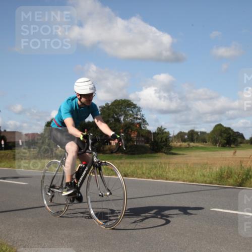 25.08.2024 - Elbe Triathlon Hamburg Fuchs,  Jonas http://msf.ph/oto/6827330 25.08.2024 10:52:46 Radfahren 798, 1514, 505, 555, 1537, 1562 meine-sportfotos.de