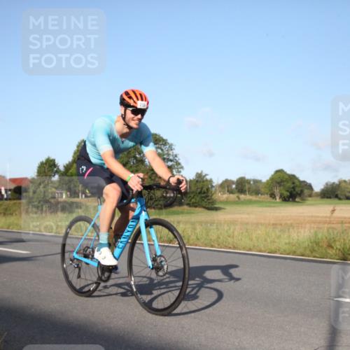25.08.2024 - Elbe Triathlon Hamburg Fuchs,  Jonas http://msf.ph/oto/6827341 25.08.2024 09:10:58 Radfahren 238, 97, 284, 210 meine-sportfotos.de