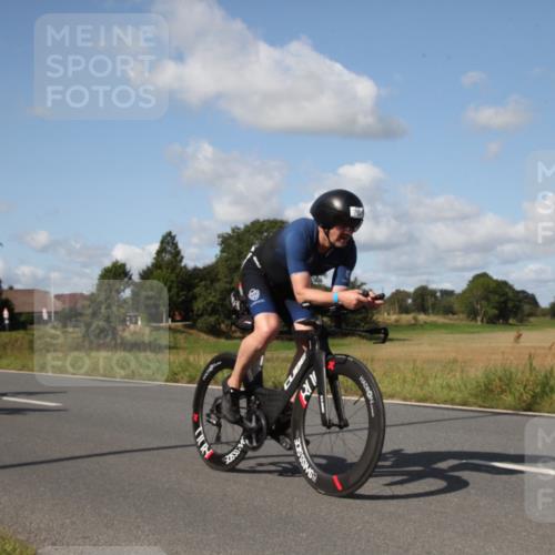 25.08.2024 - Elbe Triathlon Hamburg Fuchs,  Jonas http://msf.ph/oto/6827343 25.08.2024 10:52:43 Radfahren 642, 1518, 1515, 798, 1514, 505, 555, 1537, 1562 meine-sportfotos.de